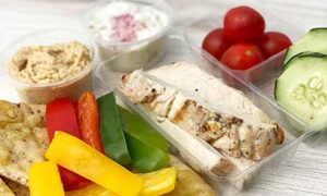 Greek Chicken & Crudité Box
